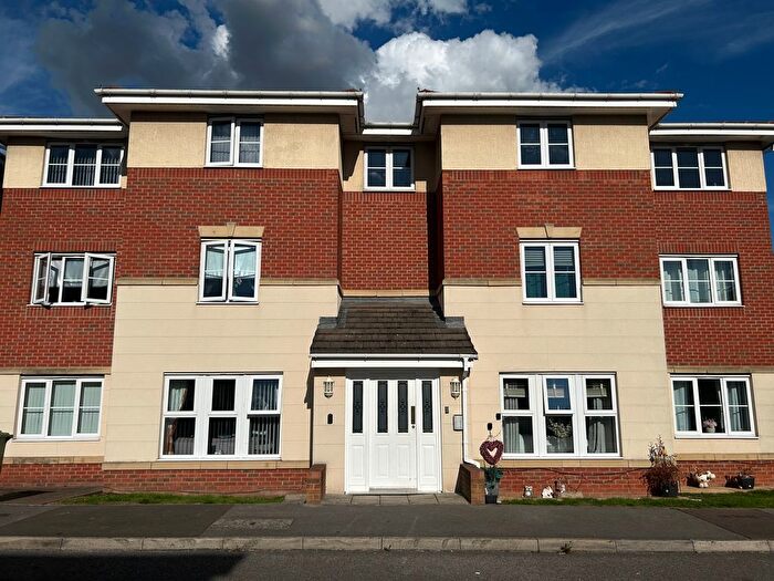 2 Bedroom Flat To Rent In Woodhouse Close, Worksop, S80