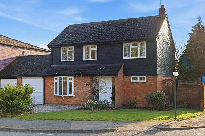 3 Bedroom Detached House For Sale In Mercer Road, Billericay, CM11