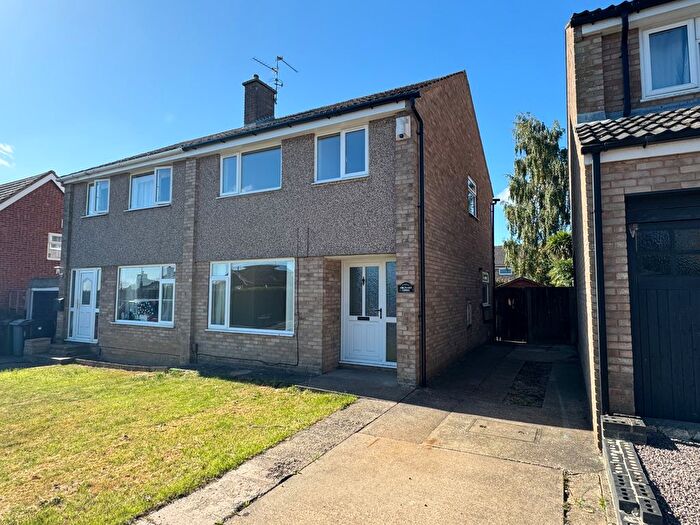 3 Bedroom Semi-Detached House For Sale In Ashley Drive, Gonerby Hill Foot, Grantham, NG31