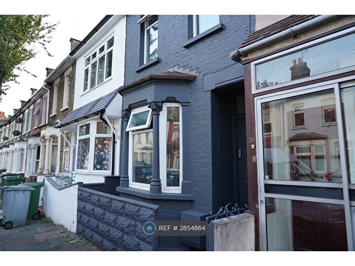 3 Bedroom Terraced House To Rent In Vernon Road, London, E15
