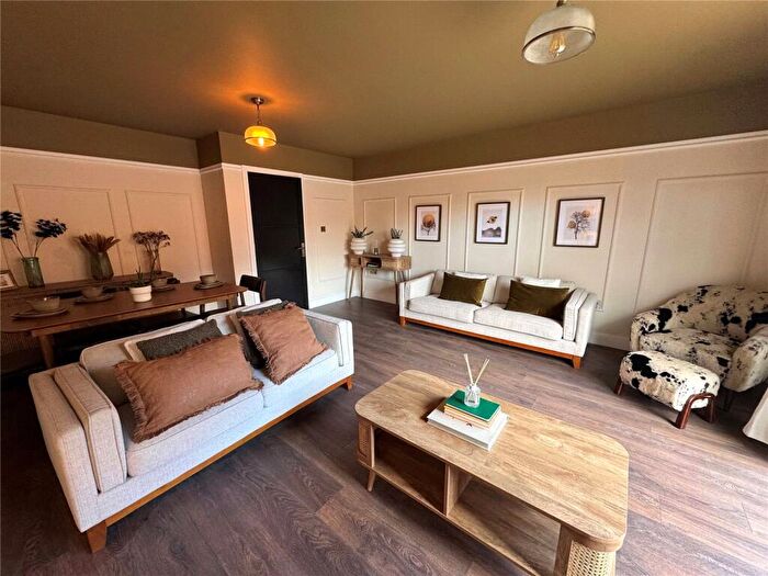 3 Bedroom Semi Detached House For Sale In Berkeley Road, Birmingham, West Midlands, B25