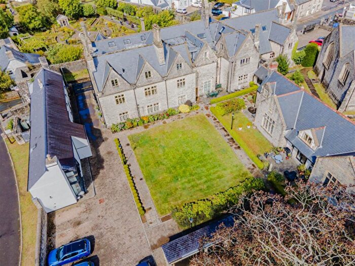 3 Bedroom Flat For Sale In Church Street, Cowbridge, CF71