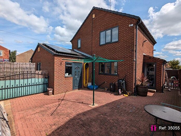 3 Bedroom Detached House For Sale In Spawd Bone Lane, Knottingley, WF11