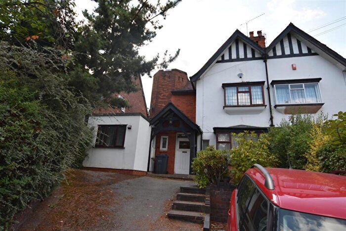 6 Bedroom House To Rent In Bournbrook Road, Birmingham, West Midlands, B29
