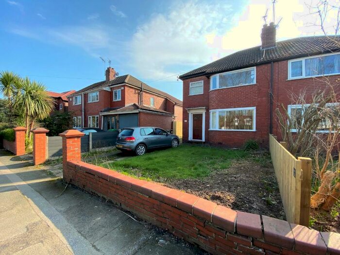 Houses for sale & to rent in M20 5NH, Mellington Avenue, Didsbury East
