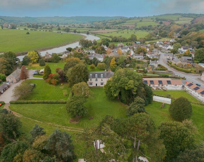 Country House For Sale In Glasbury House/River Wye Activity Centre, Glasbury, Hereford, Herefordshire, HR3