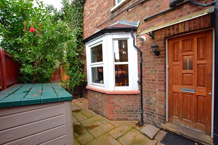 1 Bedroom Flat For Sale In Havelock Road, Harrow, HA3