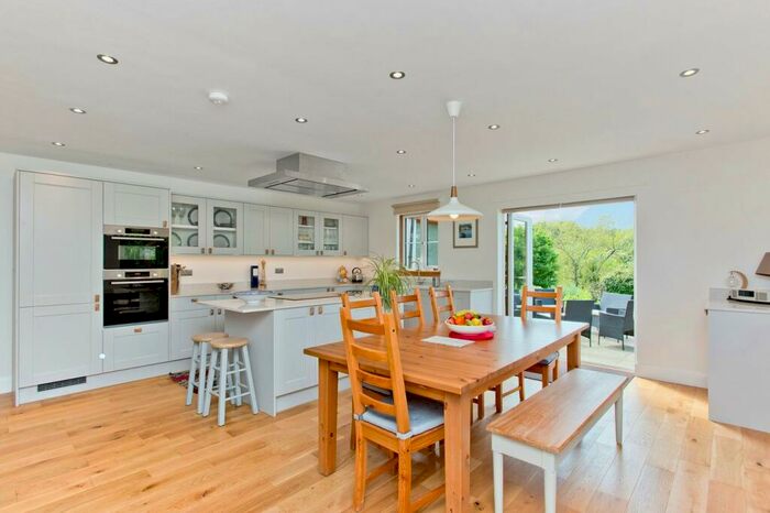 4 Bedroom Semi-Detached House For Sale In Lumbo Farm Steadings, St Andrews, KY16