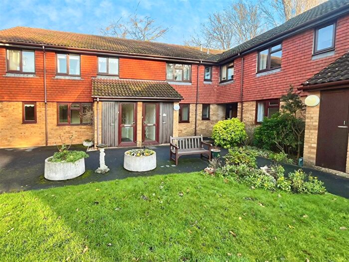 1 Bedroom Property For Sale In St. Georges Road East, Aldershot, GU12