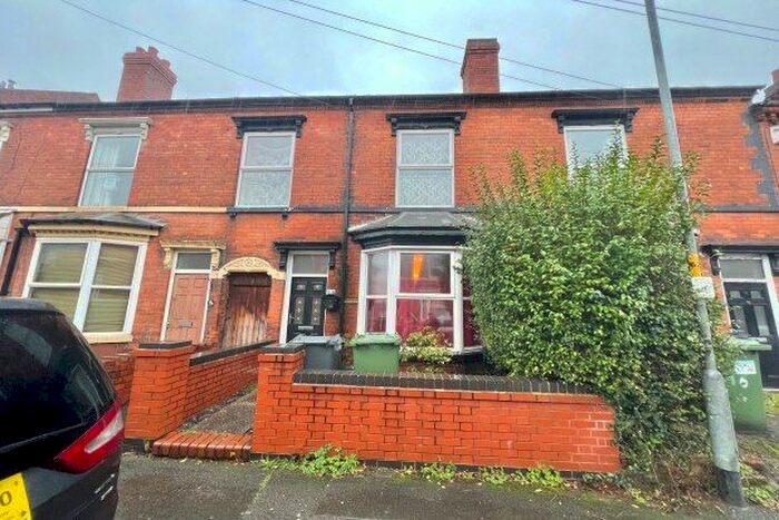 3 Bedroom Terraced House To Rent In Westbourne Street, Walsall, WS4
