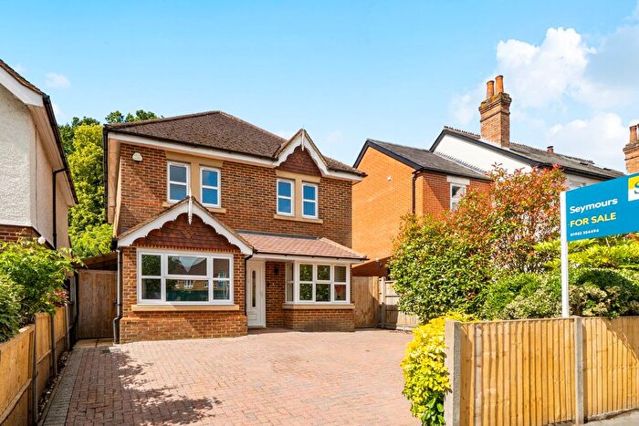4 Bedroom Detached House For Sale In Ottershaw, Surrey, KT16