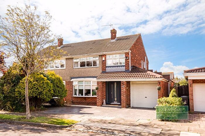 3 Bedroom Semi-Detached House For Sale In Kesteven Road Hartlepool, TS25