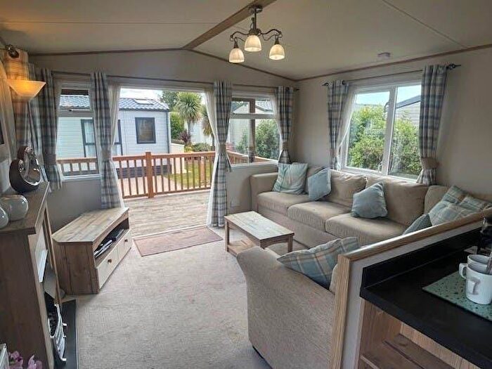 2 Bedroom Park Home For Sale In Par Sands Coastal Holiday Park, PL24