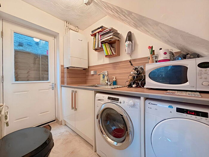 4 Bedroom Detached House For Sale In Brackendene, Bradley Stoke, Bristol, BS32
