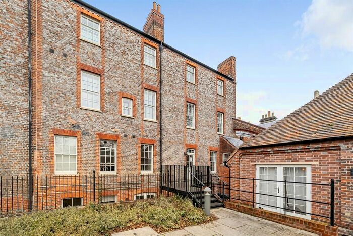 1 Bedroom Flat To Rent In London Road, Reading, RG1