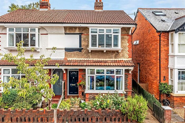 3 Bedroom Semi Detached House For Sale In Hart Road, Dorking, RH4
