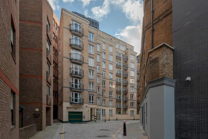 1 Bedroom Flat For Sale In Spencer Heights, Bartholomew Close, London, EC1A