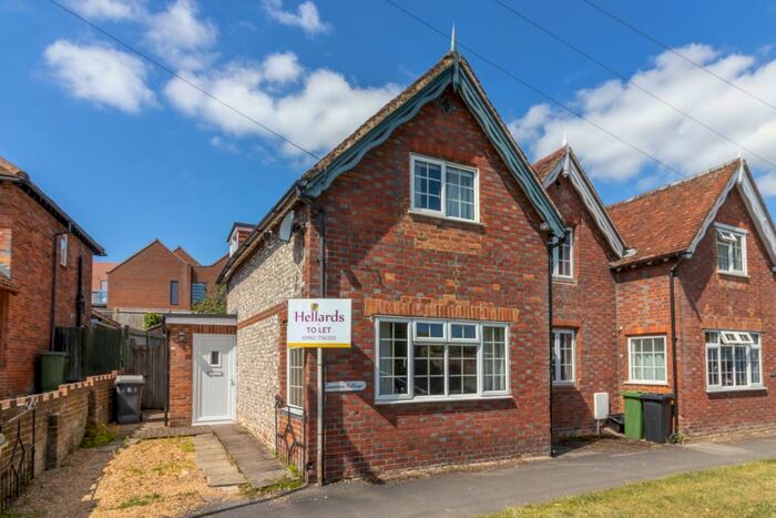3 Bedroom End Of Terrace House To Rent In The Dean, Alresford, SO24