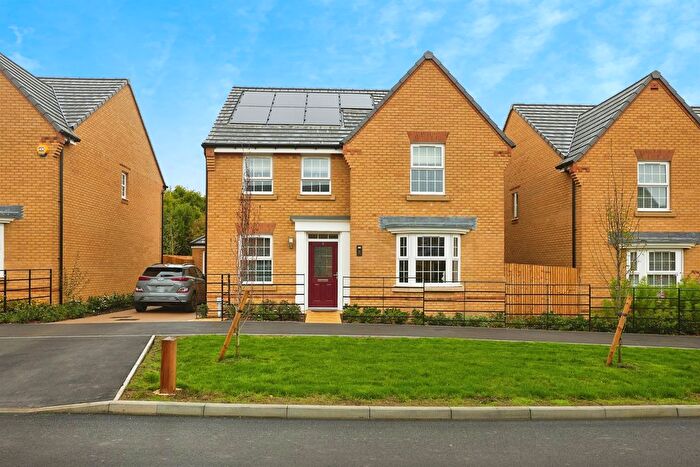 4 Bedroom Detached House For Sale In Great Barton Hill Road, Gillingham, SP8