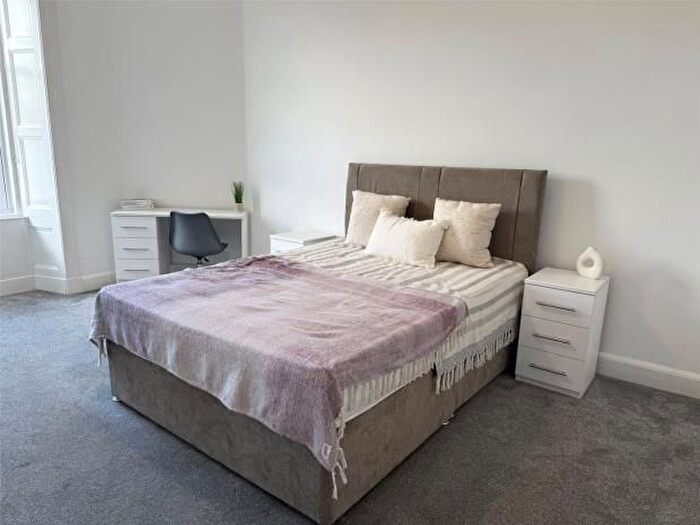 5 Bedroom Flat To Rent In Savile Place, Newington, Edinburgh, EH9