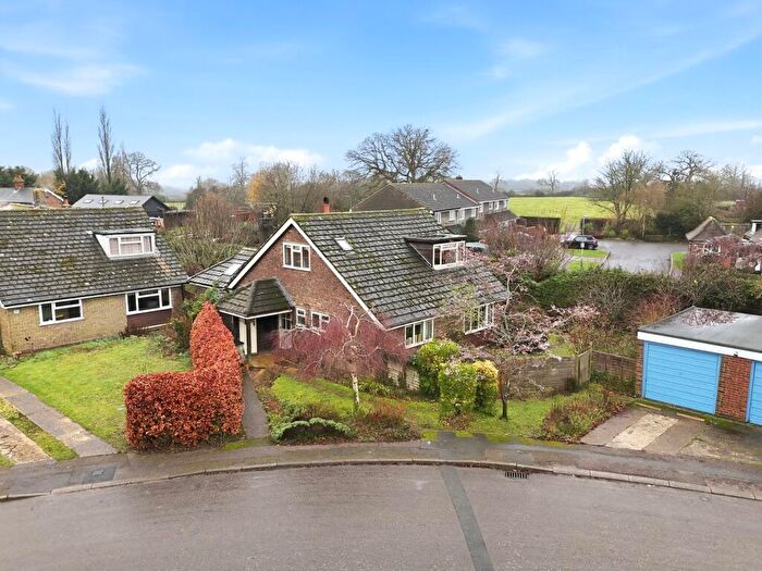 3 Bedroom Bungalow For Sale In Damask Close, Weston, Hitchin, SG4