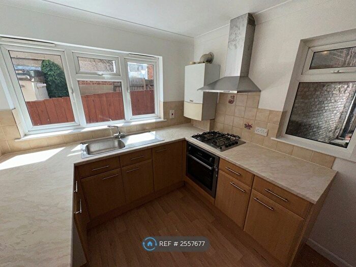 2 Bedroom Flat To Rent In Morgan Mews, Shanklin, PO37