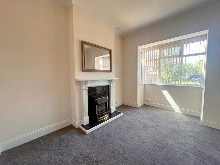 2 Bedroom End Of Terrace House To Rent In Gravelly Lane, Birmingham, West Midlands, B23