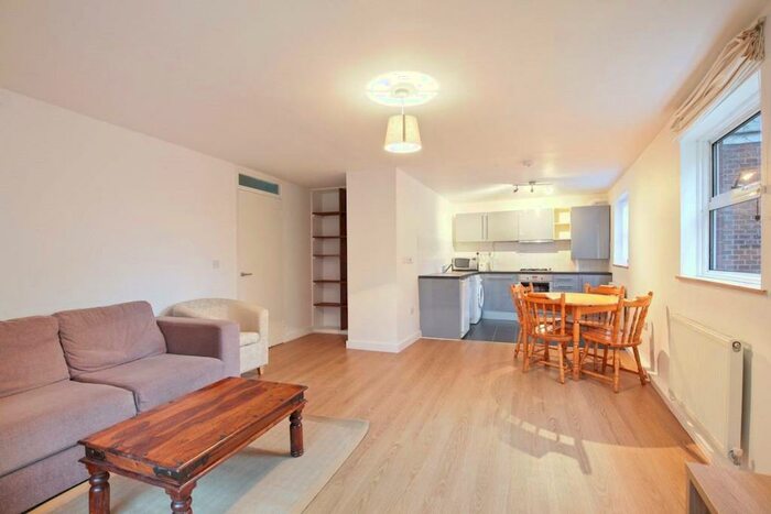 1 Bedroom Apartment To Rent In Sewardstone Road, London, E2
