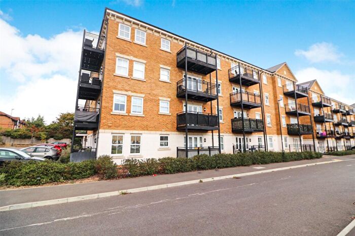 1 Bedroom Flat For Sale In Cinnabar Court, Sayers Way, Erith, DA8