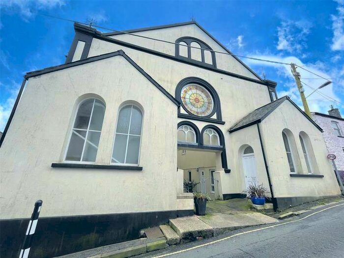 2 Bedroom Flat To Rent In Chapel Street, Gunnislake, Cornwall, PL18