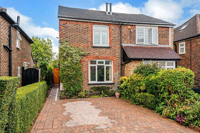 3 Bedroom Semi-Detached House For Sale In Albury Road, Merstham, RH1