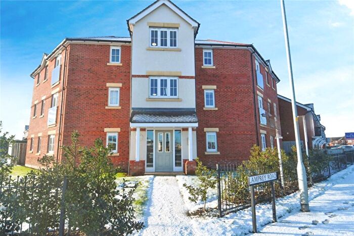 2 Bedroom Flat For Sale In Lamprey Road, Ellesmere Port, Cheshire, CH66