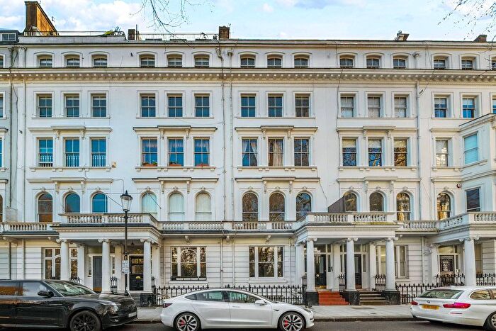 2 Bedroom Flat To Rent In Cornwall Gardens, South Kensington, London, SW7