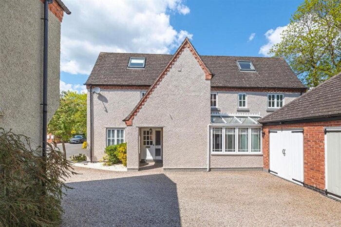 4 Bedroom Detached House For Sale In Forge End, Rothley, LE7