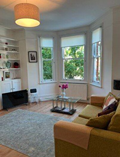 2 Bedroom Flat To Rent In Essendine Road, London, W9