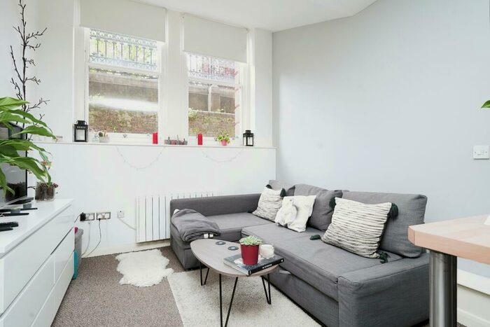 Apartment To Rent In The Technical, Adelaide Road, E10