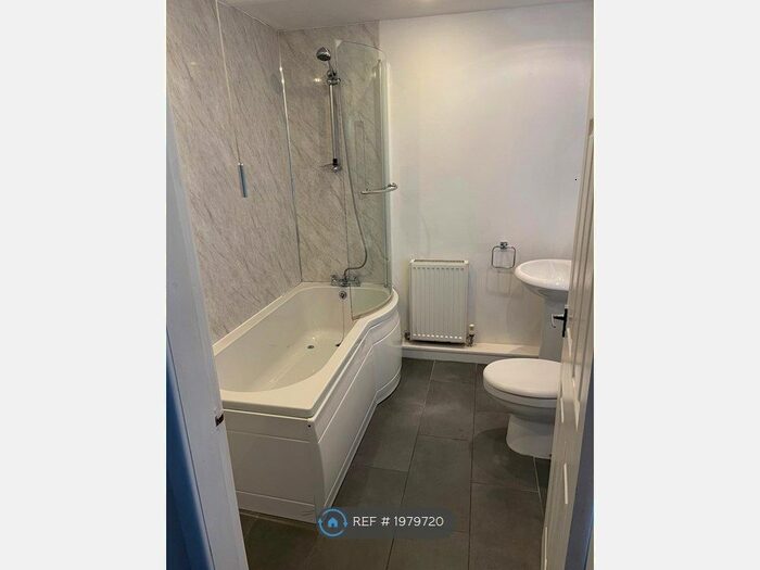 2 Bedroom Terraced House To Rent In Lockwood Street, Stoke-On-Trent, ST2