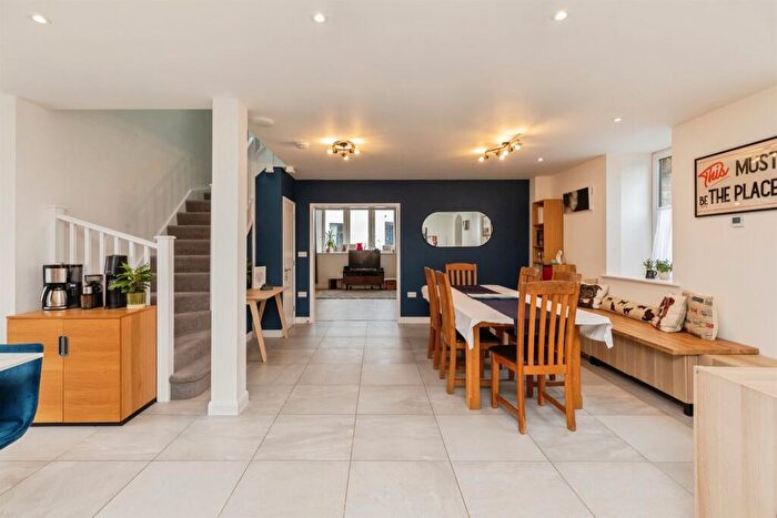 4 Bedroom Character Property For Sale In Broad Lane, Westerleigh, Bristol, BS37