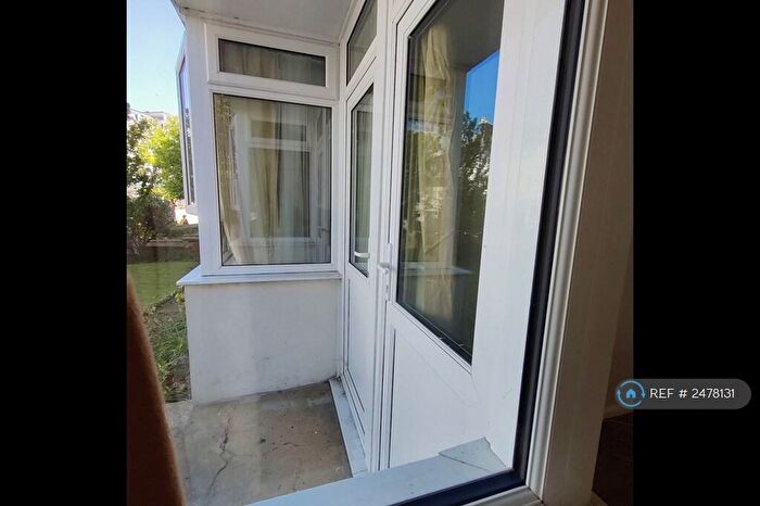 2 Bedroom Flat To Rent In Buckingham Place, Brighton, BN1