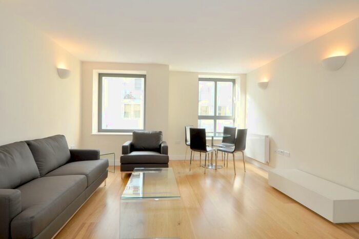 2 Bedroom Apartment To Rent In St Williams Court, King's Cross, London, N1
