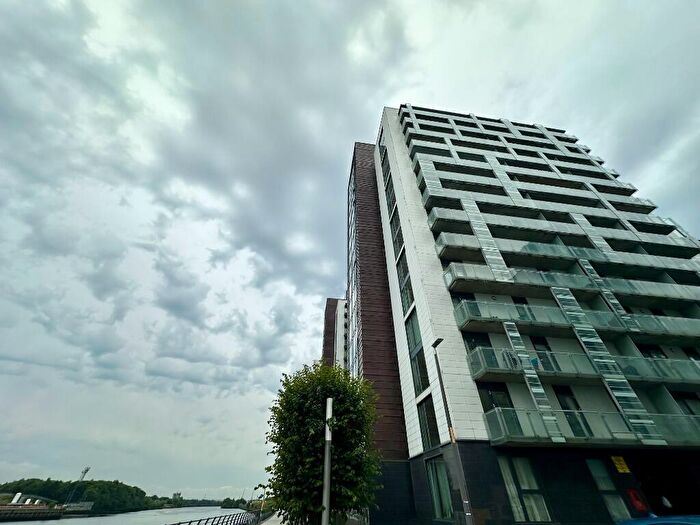 2 Bedroom Flat For Sale In Castlebank Place, Glasgow Harbour, Glasgow, G11