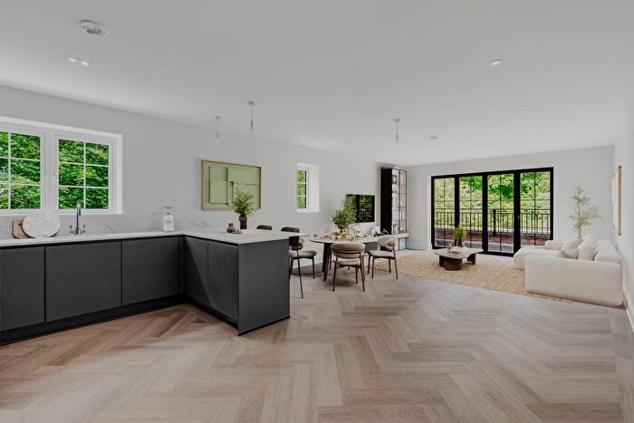 2 Bedroom Flat For Sale In Plot Caddington House, Welwyn, AL6