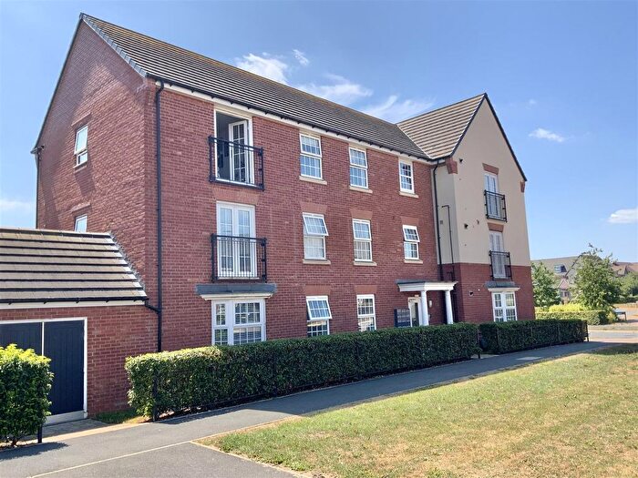 2 Bedroom Flat For Sale In Cicero Crescent, Fairfields, Milton Keynes, MK11