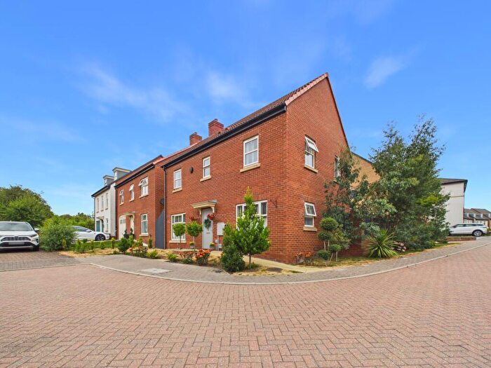 4 Bedroom Detached House For Sale In Bexley Close, Derby, DE22