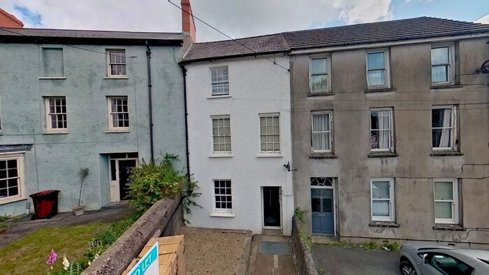 1 Bedroom Flat For Sale In City Road, Haverfordwest, SA61