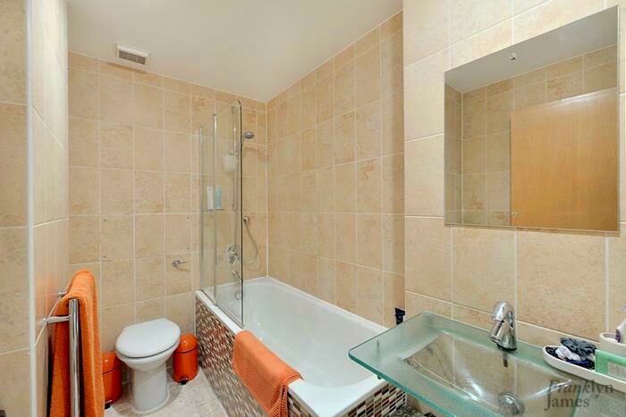 1 Bedroom Apartment To Rent In New Atlas Wharf, Docklands, E14
