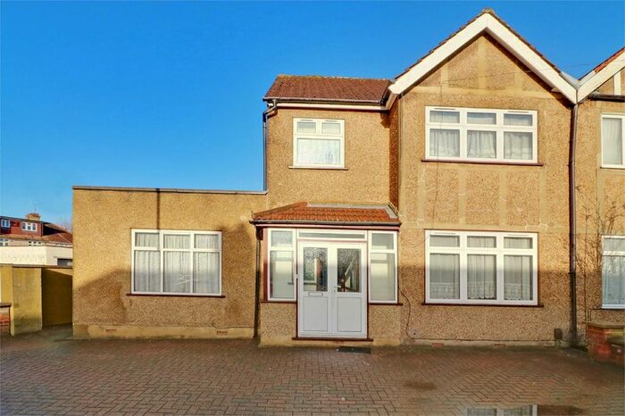 5 Bedroom End Of Terrace House To Rent In Loretto Gardens, Harrow, HA3