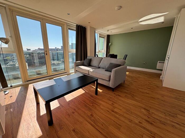 2 Bedroom Flat To Rent In Litmus Building, Huntingdon Street, Nottingham, NG1