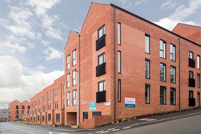 2 Bedroom Flat To Rent In Beecroft Street, Kirkstall, Leeds, LS5