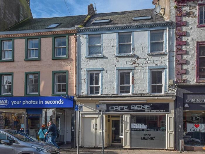 2 Bedroom Flat To Rent In High Street, Arbroath, Angus, DD11